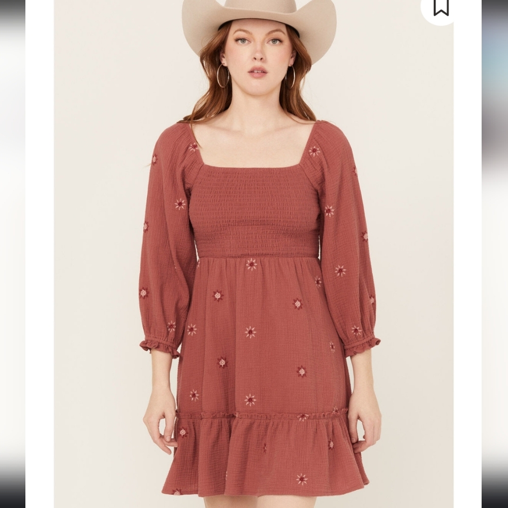 JOLT Women's Rust Smocked Dress